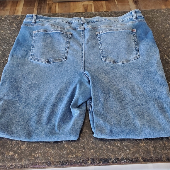 Maurices edgely skinny jeans - Picture 2 of 5